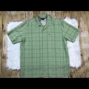 Men’s Green Quicksilver Button up Collar Shirt